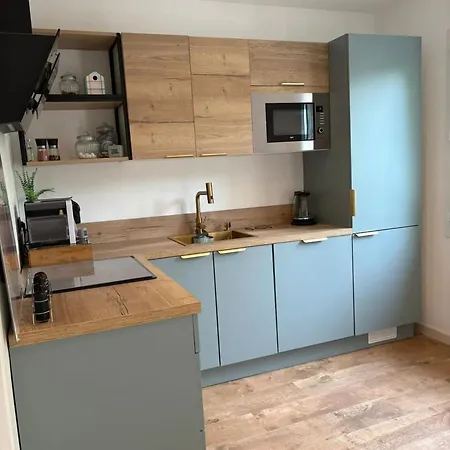 Maison Confortable A Avec Terrasse - 78 M²