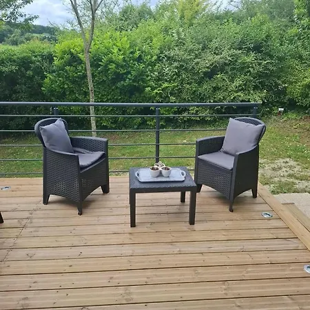 Сasa de vacaciones Maison Confortable A Chatellerault Avec Terrasse - 78 M² *
