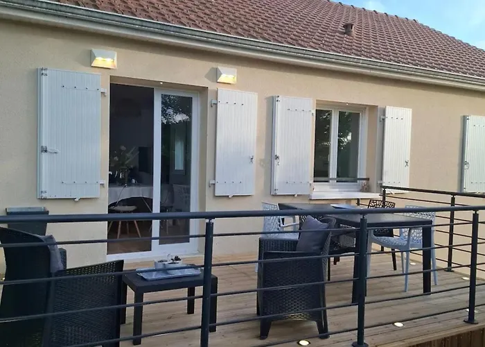 Сasa de vacaciones Maison Confortable A Chatellerault Avec Terrasse - 78 M² Châtellerault