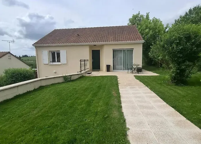 Maison Confortable A Chatellerault Avec Terrasse - 78 M² * Châtellerault